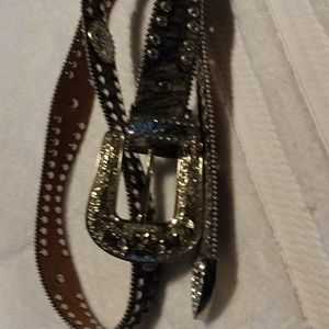 Ladies  blazing Roxx belt